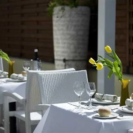 Hotel Atlantica Oasis Limassol