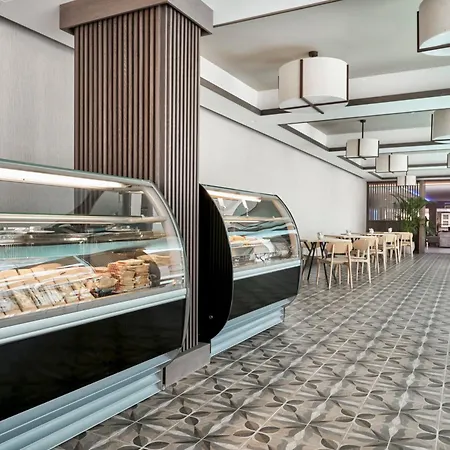 Atlantica Oasis Hotel Limassol