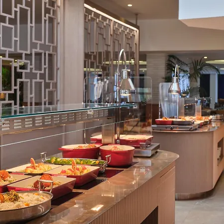 Otel Atlantica Oasis 4*