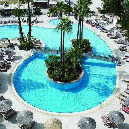 Atlantica Oasis 酒店